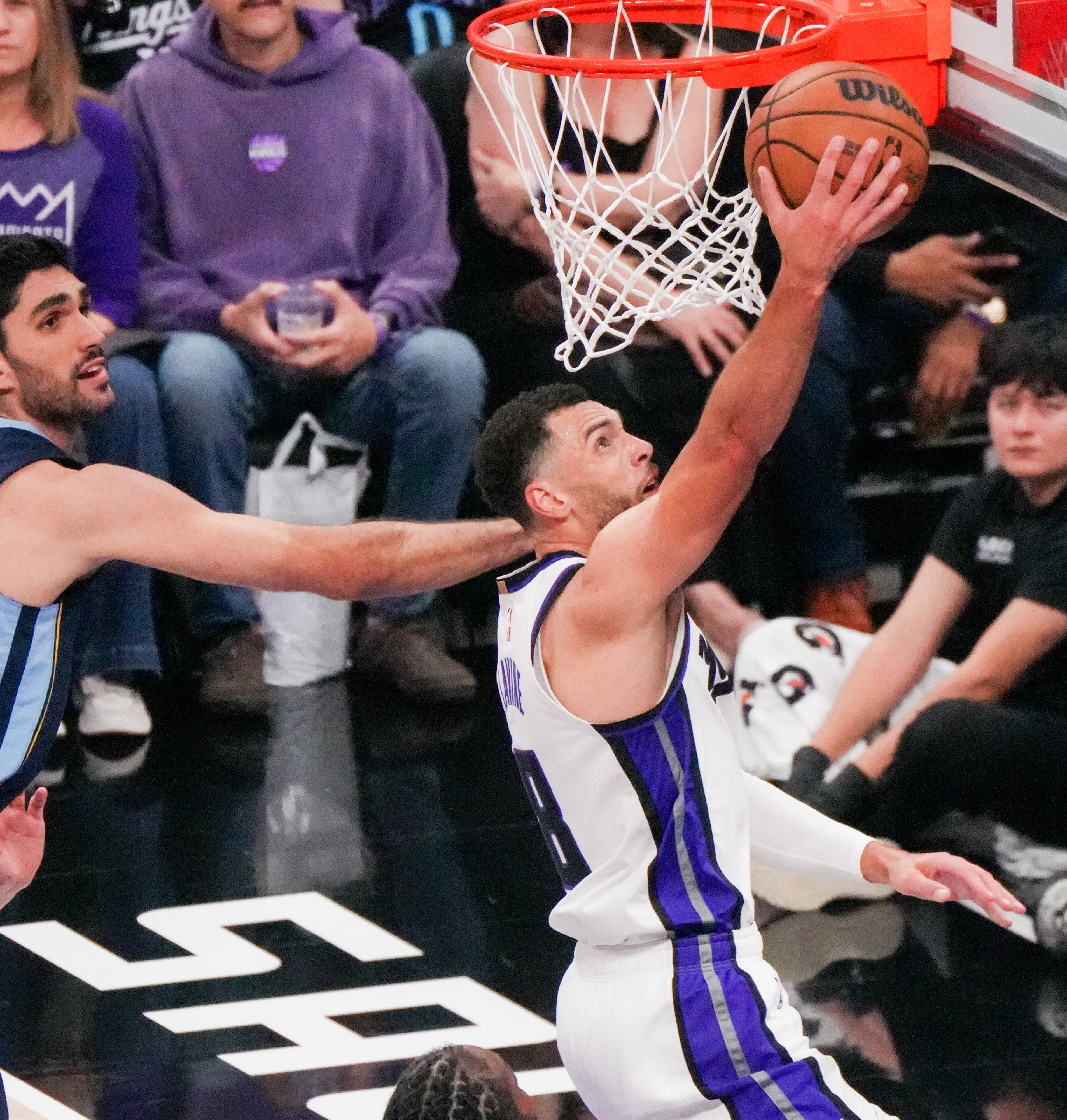 孟菲斯灰熊内部会议纪要流出——加时末段防线松动，NBA常规赛使命明确，身体对抗强度拉满的简单介绍