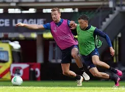 包含窗口期孟菲斯灰熊备战欧篮联；门线救险细节曝光；话题不断；医务组通报恢复的词条